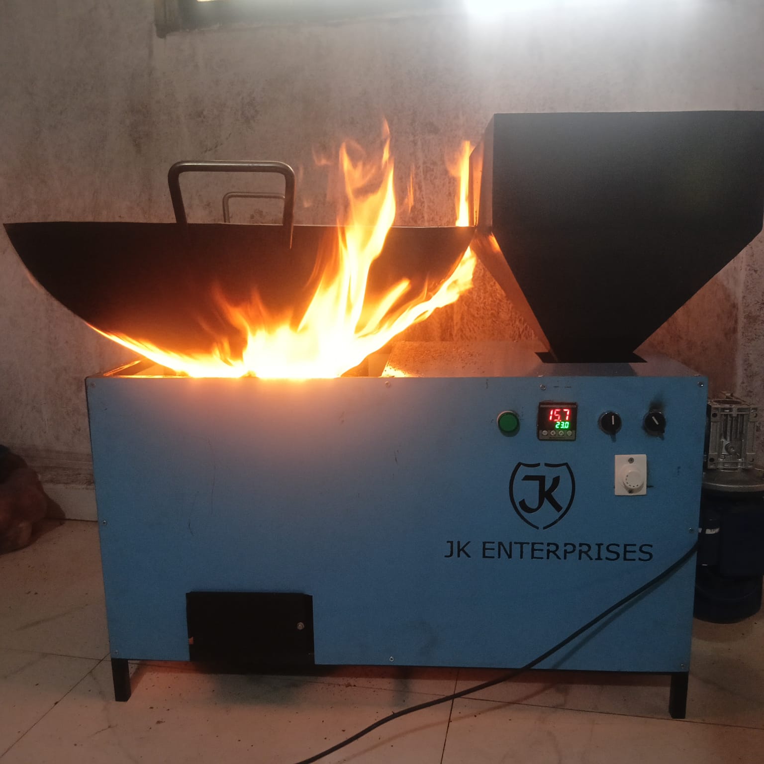 Automatic_feeding_burner.jpeg